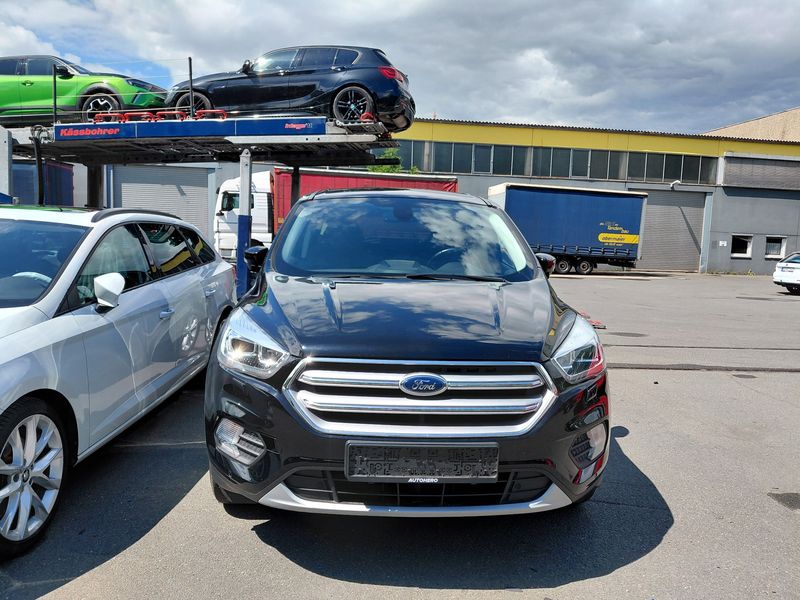 Ford Kuga 2.0 TDCi Titanium 2018 – снимка 14
