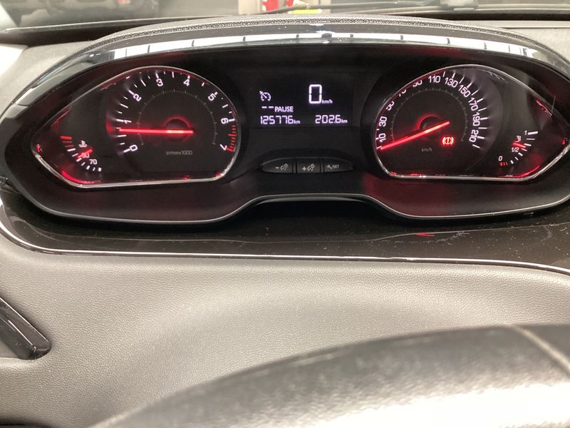 Peugeot 208 1.2 e-VTi Active 2014 – снимка 4