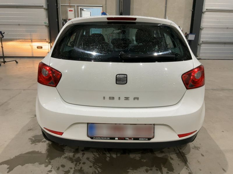 Seat Ibiza 1.6 TDI Copa 2011 – снимка 7