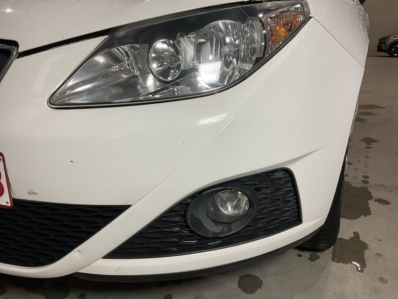 Seat Ibiza 1.6 TDI Copa 2011 – снимка 30