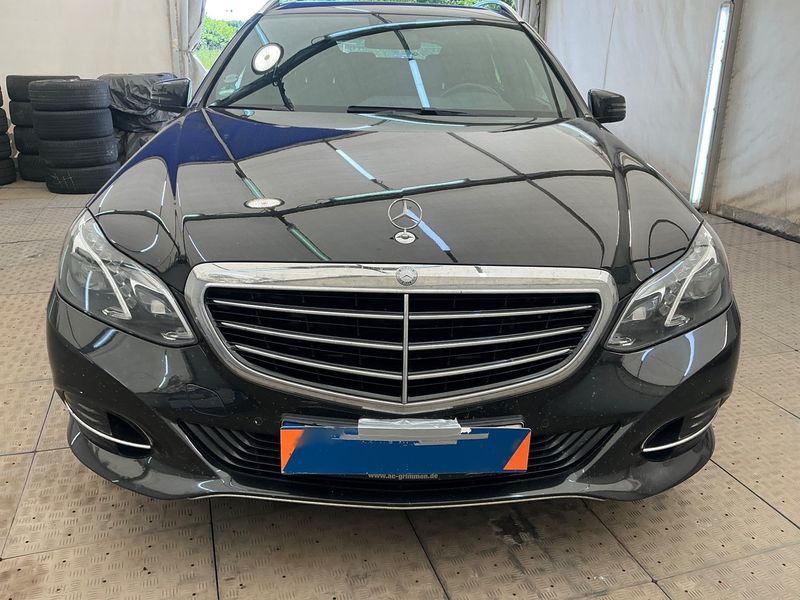 Mercedes-Benz E-Klasse E 220 CDI T 4Matic BlueTEC Elegance 2016 – снимка 38