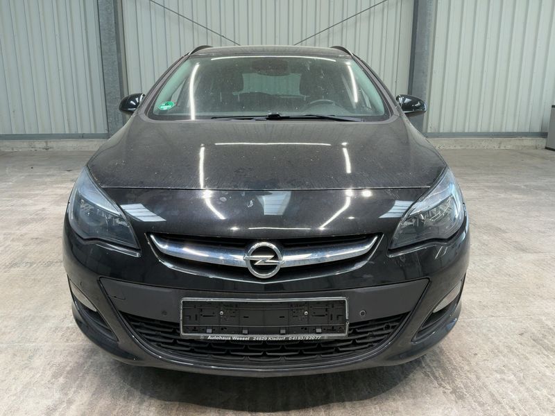 Opel Astra 1.6 CDTI Active Start/Stop 2015 – снимка 9