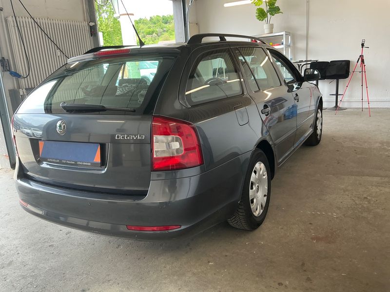Skoda Octavia 1.4 TSI Ambiente 2010 – снимка 2