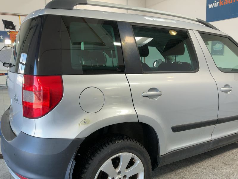 Skoda Yeti 2.0 TDI Twenty Ambition 2012 – снимка 8
