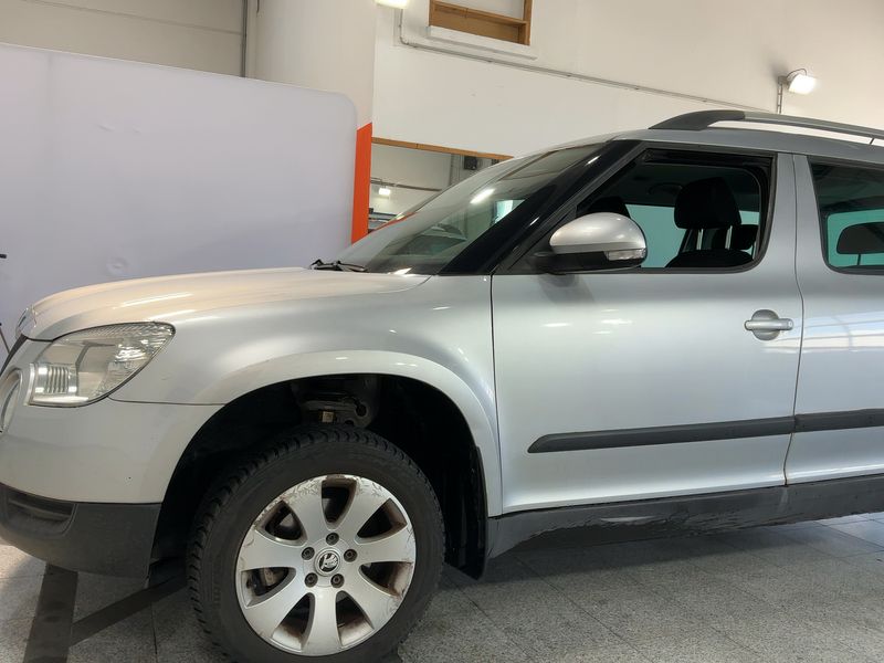 Skoda Yeti 2.0 TDI Twenty Ambition 2012 – снимка 2