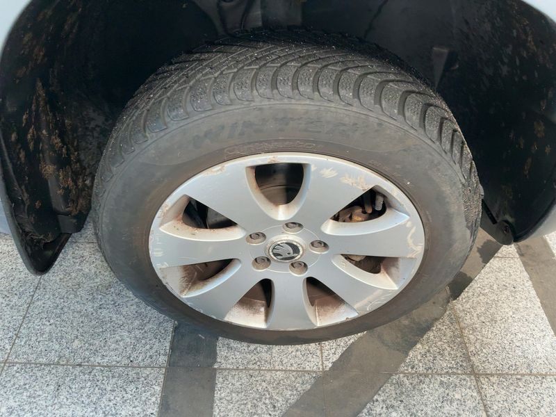 Skoda Yeti 2.0 TDI Twenty Ambition 2012 – снимка 11