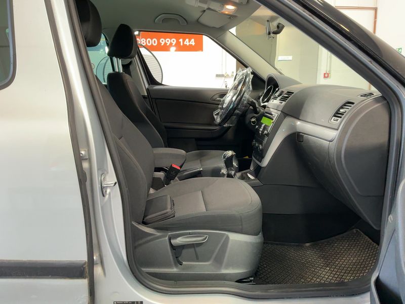 Skoda Yeti 2.0 TDI Twenty Ambition 2012 – снимка 16