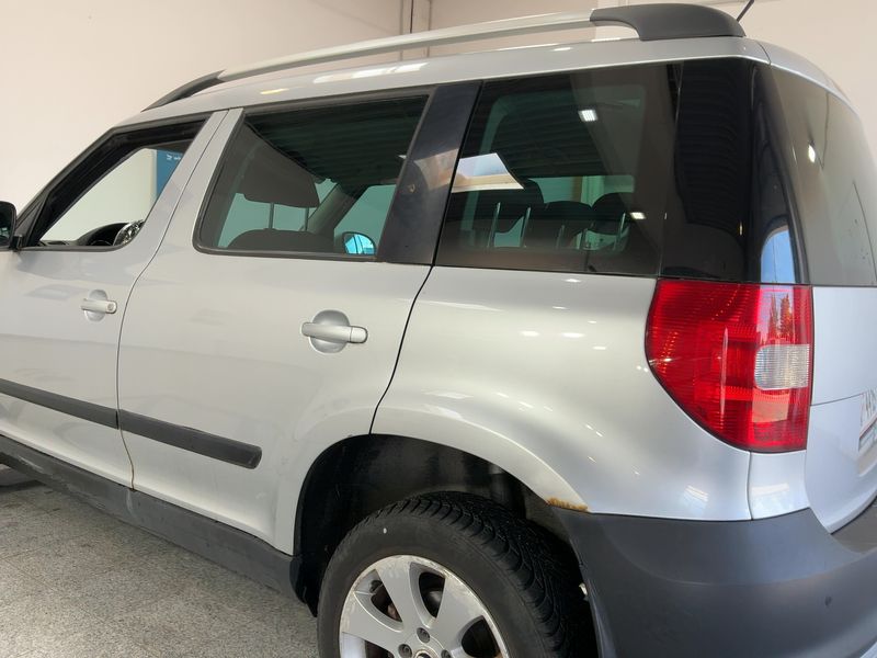 Skoda Yeti 2.0 TDI Twenty Ambition 2012 – снимка 6