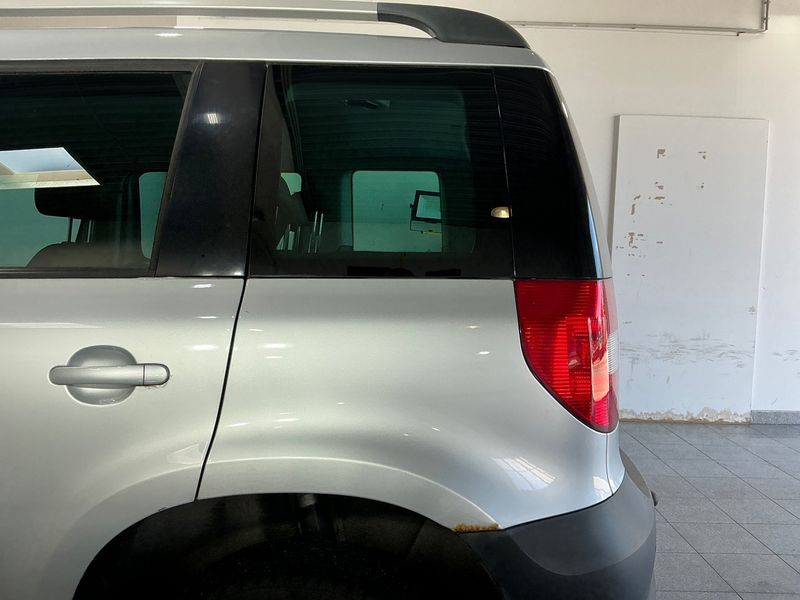 Skoda Yeti 2.0 TDI Twenty Ambition 2012 – снимка 31