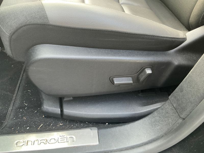 Citroen C5 Aircross 1.5 Blue-HDi Shine Pack 2021 – снимка 25