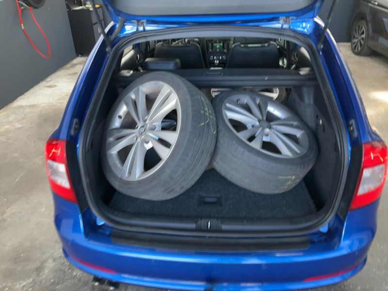 Skoda Octavia 2.0 TDI RS 2012 – снимка 16