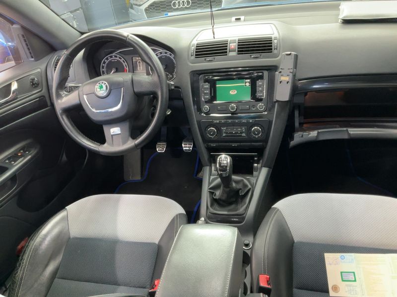 Skoda Octavia 2.0 TDI RS 2012 – снимка 18