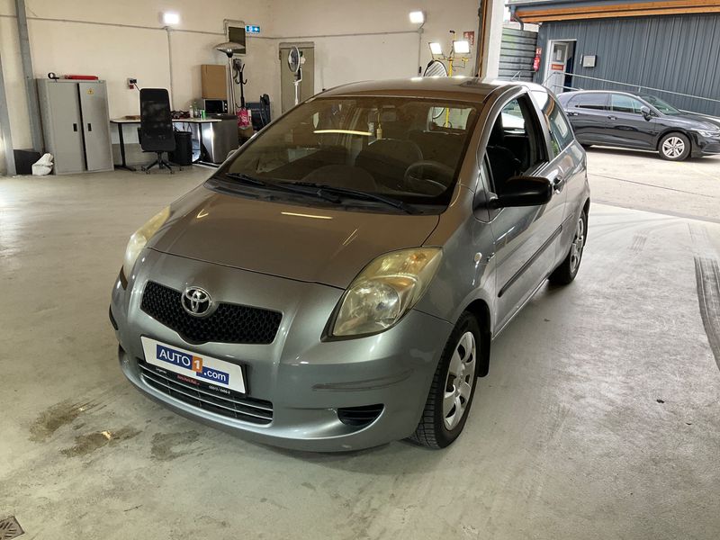 Toyota Yaris 1.4 D-4D 2006 – снимка 1