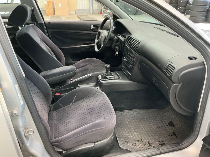 Volkswagen Passat 1.6 Comfortline 1998 – снимка 3