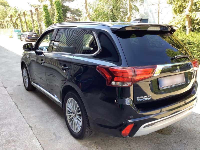 Mitsubishi Outlander 2.4 PHEV 4WD 2020 – снимка 6