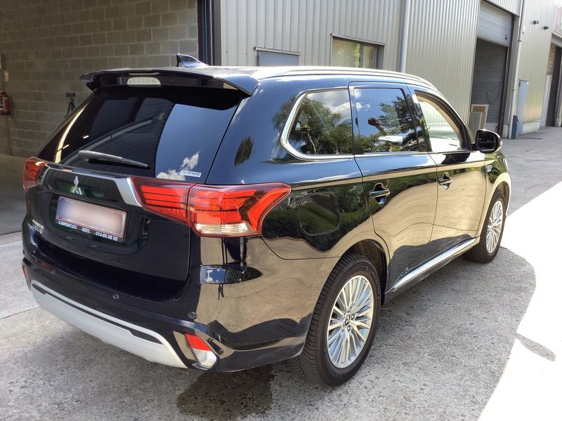 Mitsubishi Outlander 2.4 PHEV 4WD 2020 – снимка 8