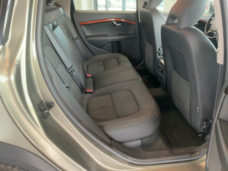 Volvo XC70 2.4 D4 Kinetic AWD 2012 – снимка 19