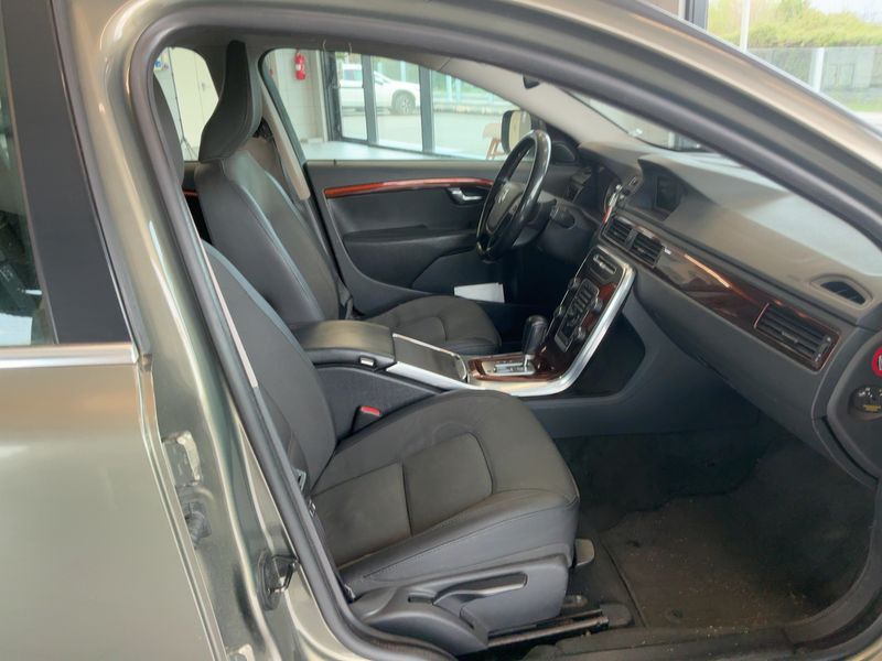 Volvo XC70 2.4 D4 Kinetic AWD 2012 – снимка 16