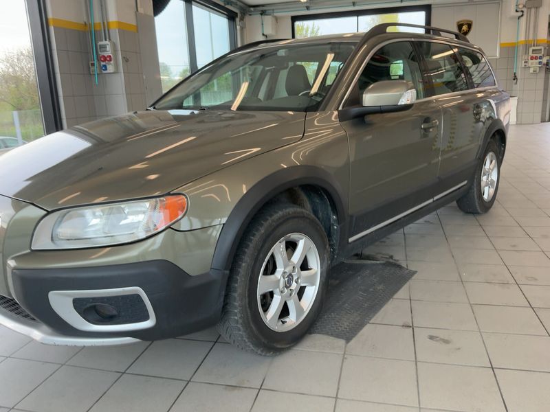 Volvo XC70 2.4 D4 Kinetic AWD 2012 – снимка 2