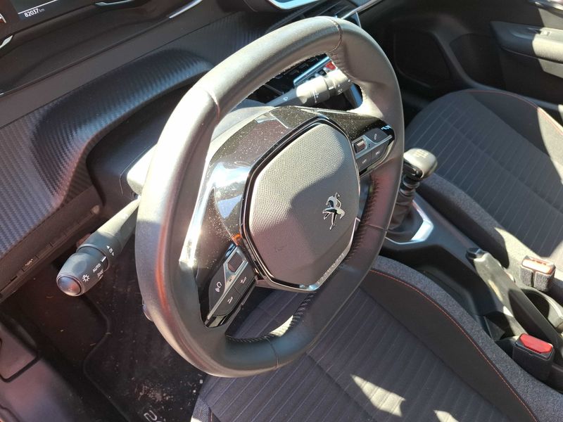 Peugeot 208 1.2 PureTech Active Pack 2022 – снимка 57