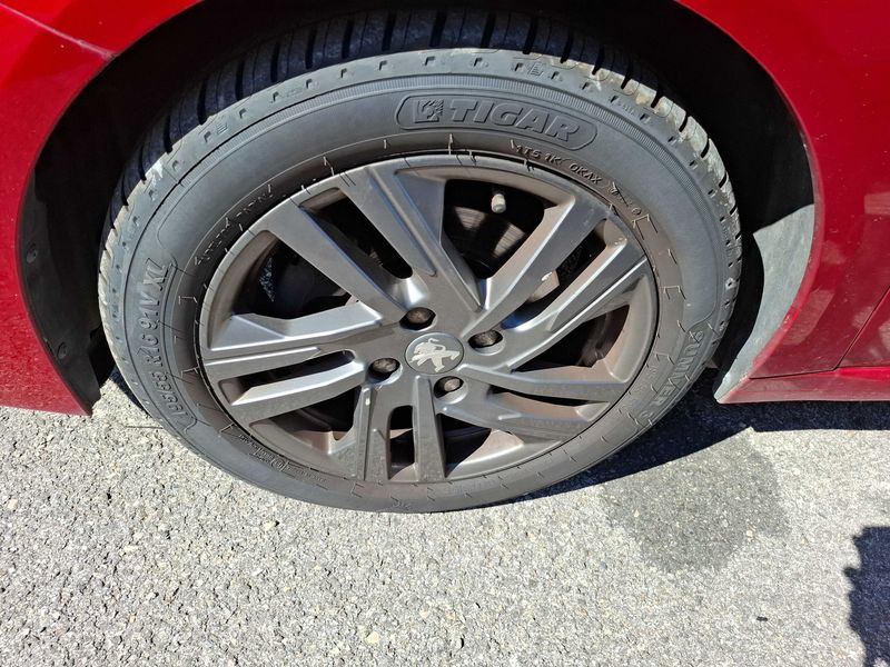 Peugeot 208 1.2 PureTech Active Pack 2022 – снимка 63