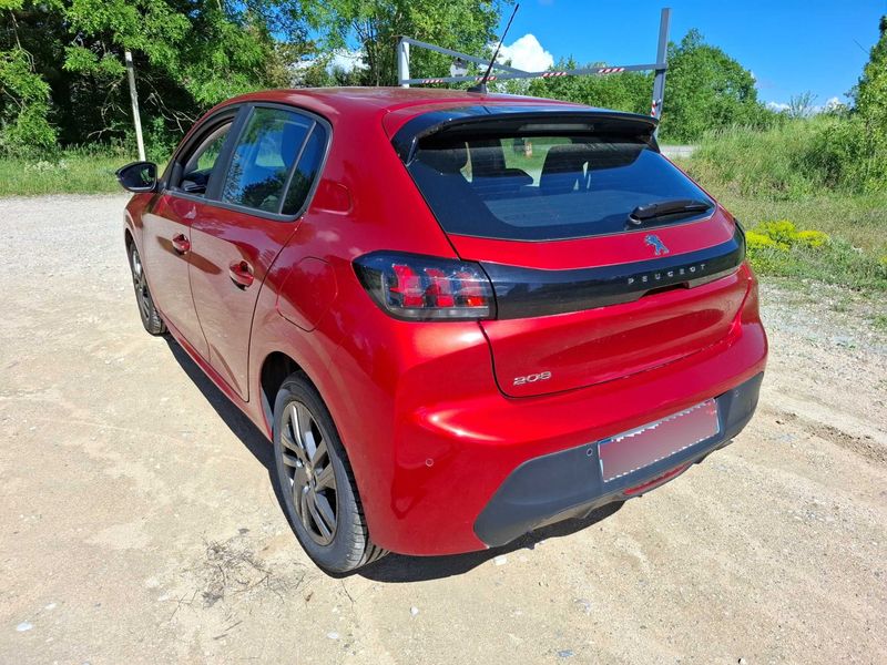 Peugeot 208 1.2 PureTech Active Pack 2022 – снимка 3