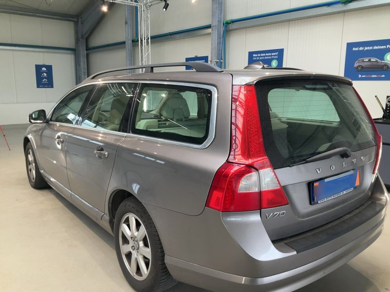 Volvo V70 2.5 FT DRIVe Momentum 2011 – снимка 6