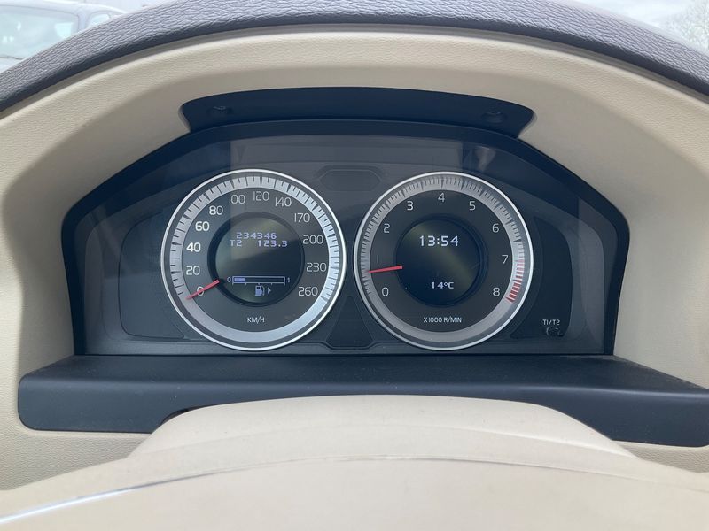Volvo V70 2.5 FT DRIVe Momentum 2011 – снимка 18