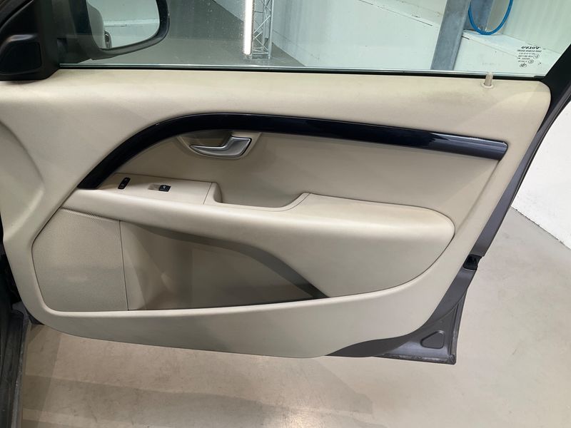 Volvo V70 2.5 FT DRIVe Momentum 2011 – снимка 24