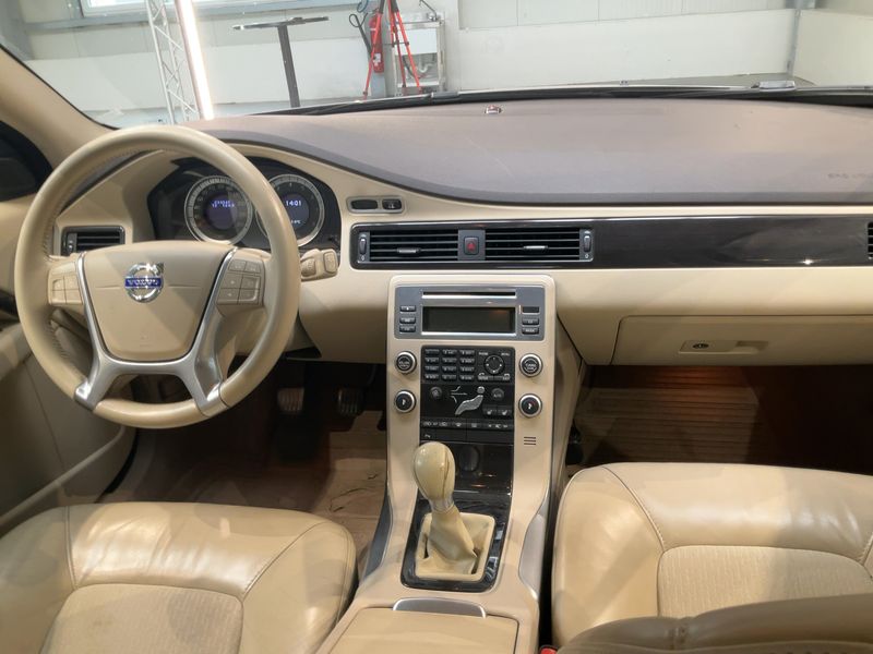 Volvo V70 2.5 FT DRIVe Momentum 2011 – снимка 17