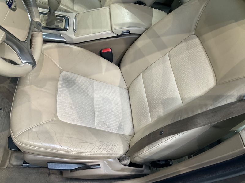 Volvo V70 2.5 FT DRIVe Momentum 2011 – снимка 33