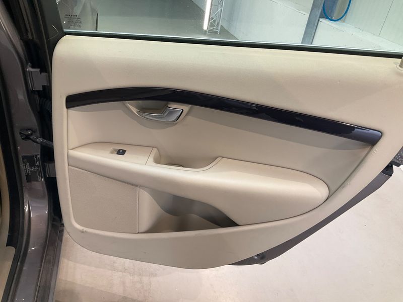 Volvo V70 2.5 FT DRIVe Momentum 2011 – снимка 25