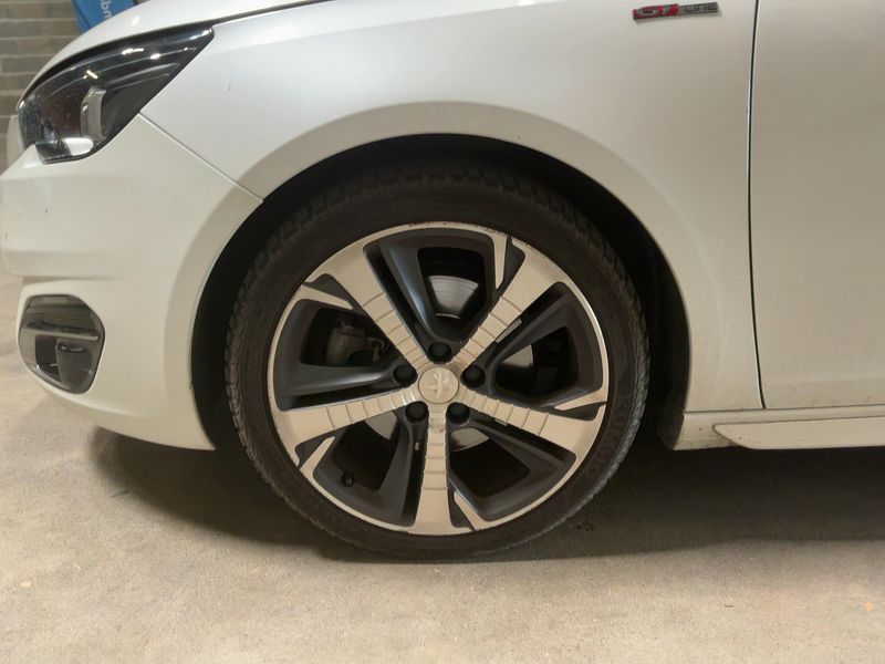 Peugeot 308 2.0 Blue-HDi GT Line 2015 – снимка 3