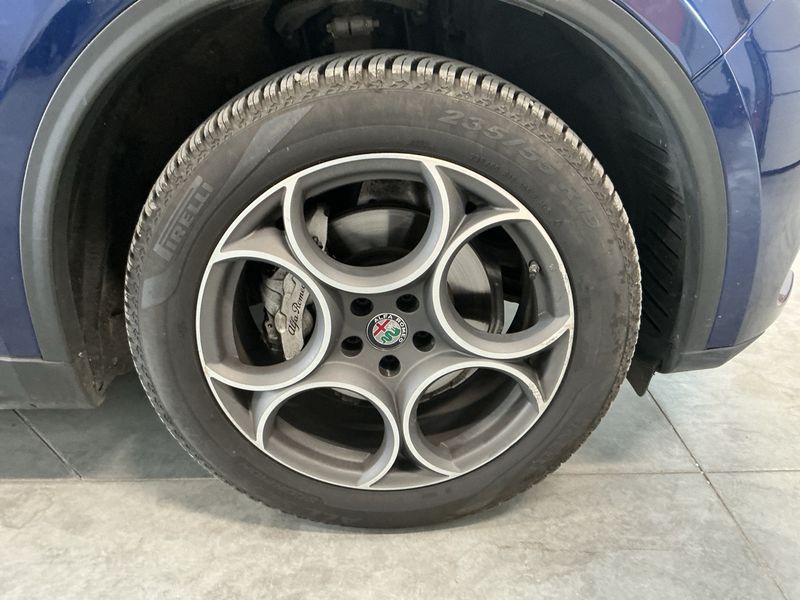 Alfa Romeo Stelvio 2.2 JTDM Super Q4 2018 – снимка 5