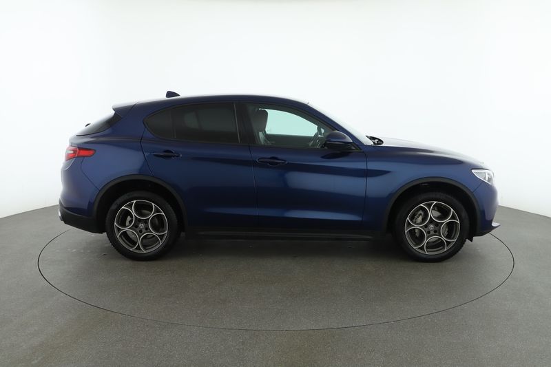 Alfa Romeo Stelvio 2.2 JTDM Super Q4 2018 – снимка 10