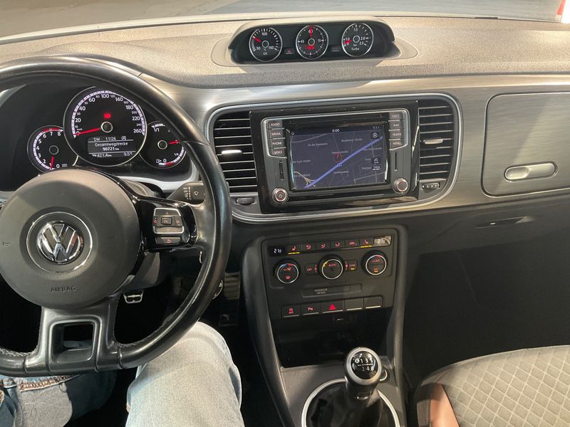 Volkswagen Beetle 1.2 TSI Allstar BlueMotion Tech 2016 – снимка 18