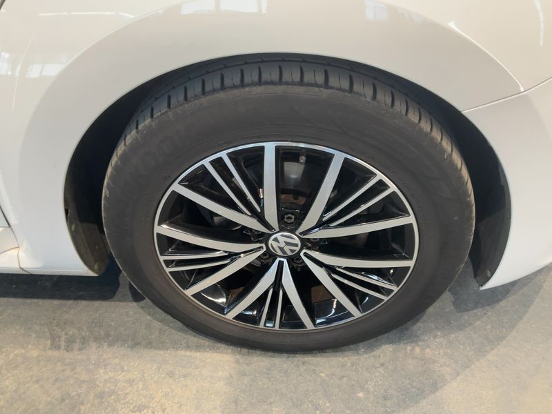 Volkswagen Beetle 1.2 TSI Allstar BlueMotion Tech 2016 – снимка 11