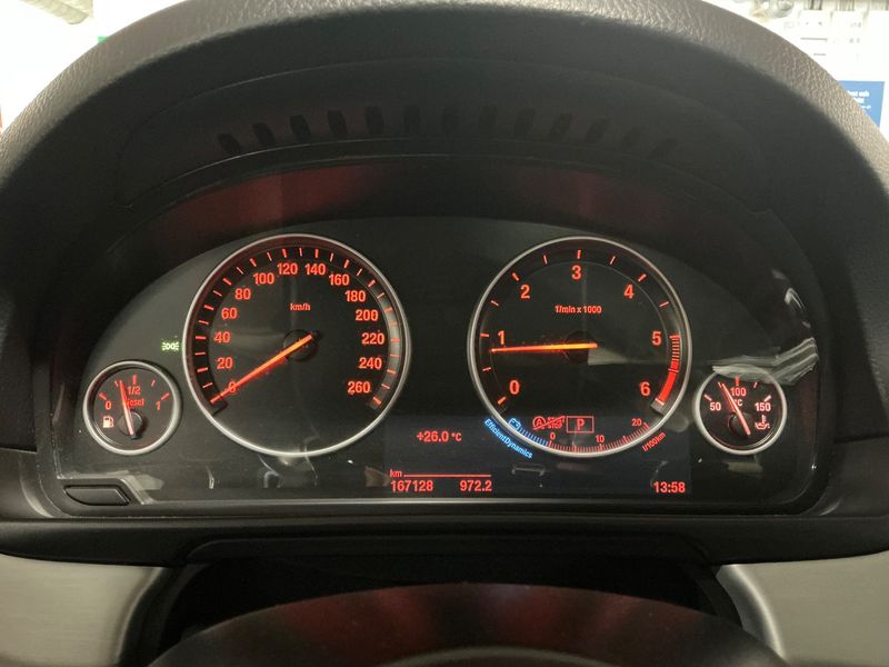 BMW 5er 520d xDrive 2017 – снимка 13