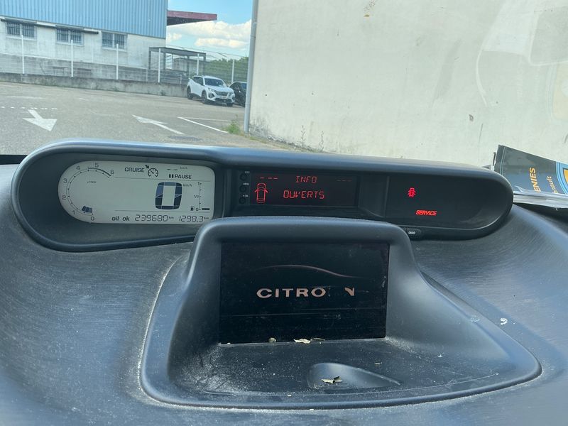 Citroen C3 Picasso 1.6 HDi Exclusive 2009 – снимка 4