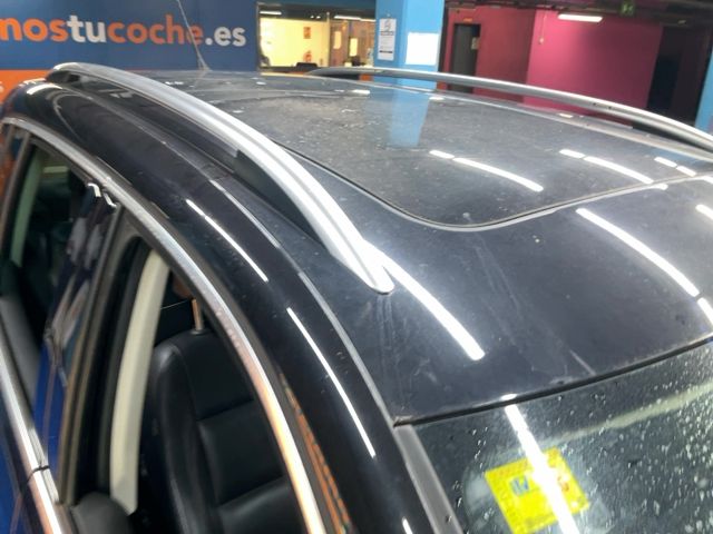 Volkswagen Tiguan 2.0 TDI Sport 2010 – снимка 13