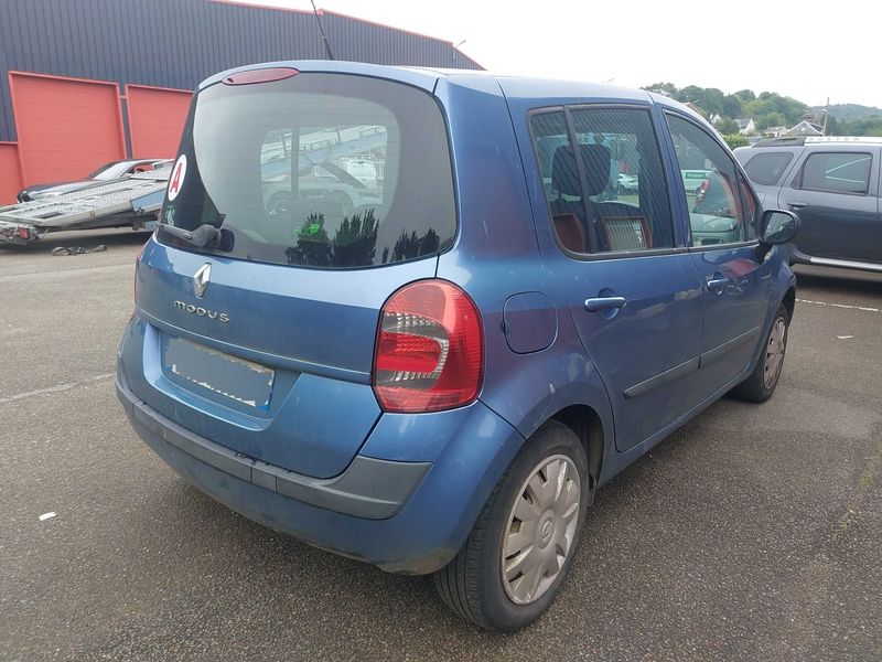 Renault Modus 1.5 dCi Expression 2009 – снимка 5