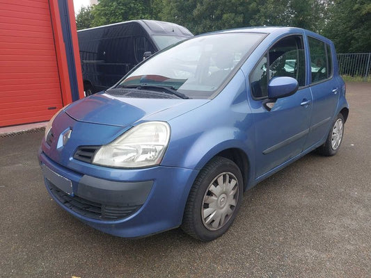Renault Modus 1.5 dCi Expression 2009 – снимка 2