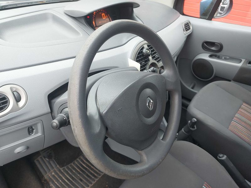 Renault Modus 1.5 dCi Expression 2009 – снимка 37