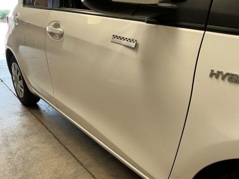 Toyota Yaris 1.5 Hybrid Dynamic 2015 – снимка 23