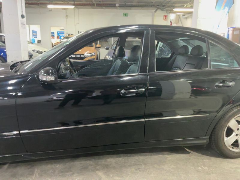 Mercedes-Benz E-Klasse E 320 CDI Avantgarde 2004 – снимка 4
