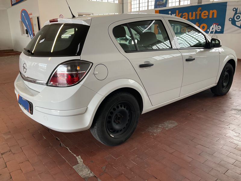 Opel Astra 1.4 Selection "110 Jahre" 2009 – снимка 2
