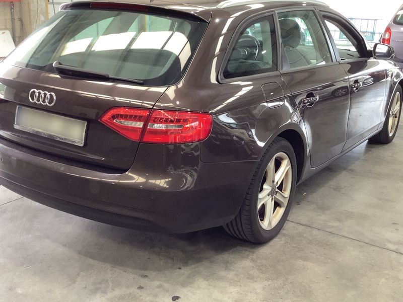 Audi A4 2.0 TDI Ambition 2012 – снимка 6