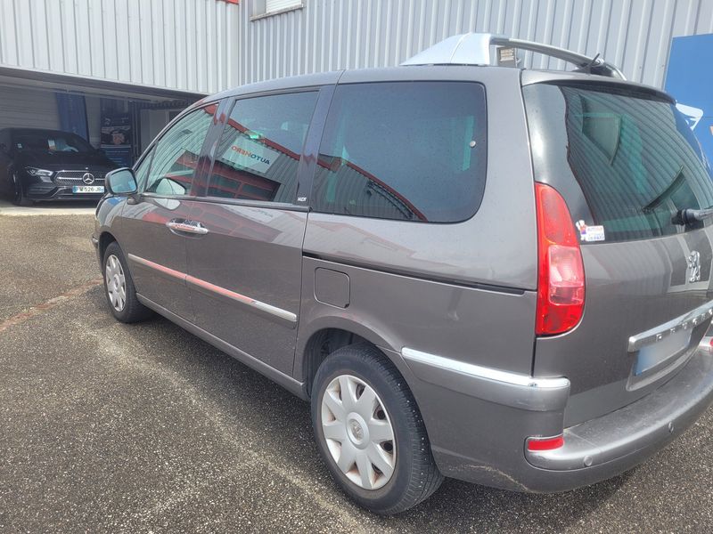 Peugeot 807 2.0 HDi Premium 2011 – снимка 6