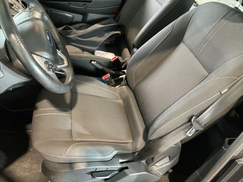 Ford B-Max 1.0 EcoBoost Titanium 2014 – снимка 22