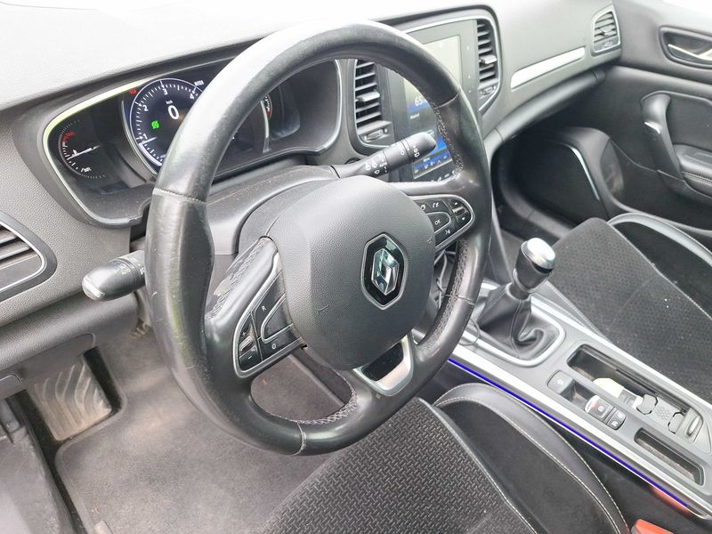 Renault Megane 1.5 BLUE dCi Intens 2020 – снимка 91